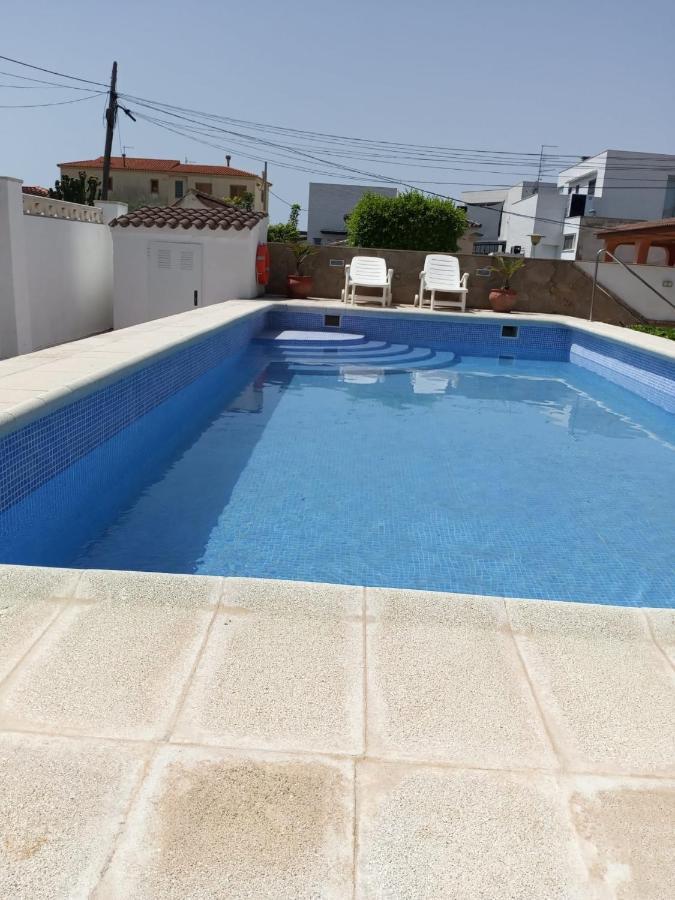Las Palmeras Vinarós 外观 照片