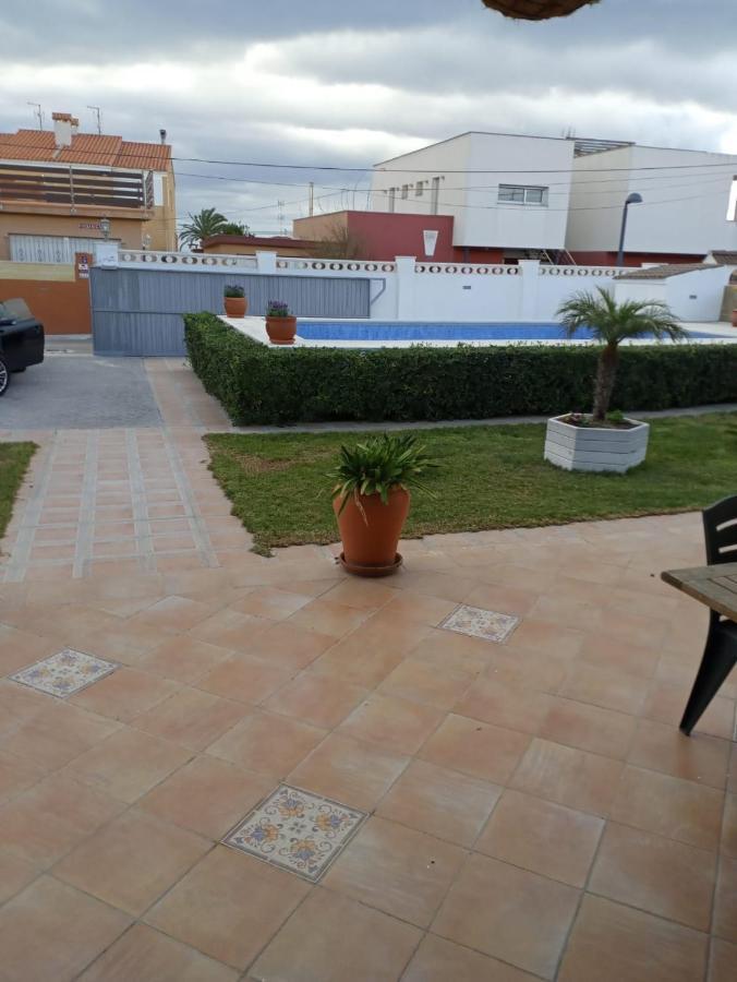 Las Palmeras Vinarós 外观 照片